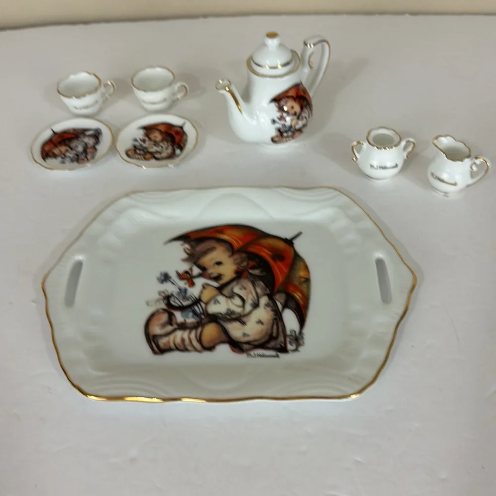 M J Hummel Umbrella Girl Mini Tea Set Reutter Porzellan Goebel Germany - Picture 12 of 12